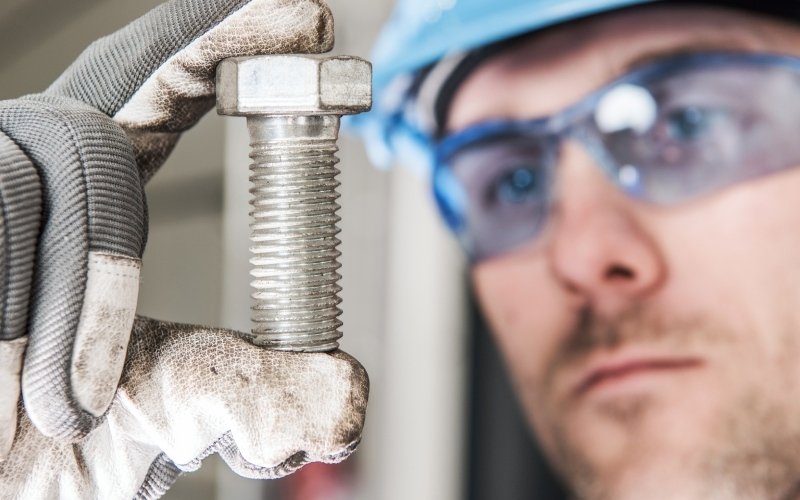 Cómo evitar que un tornillo se afloje: guía técnica TORNILOCK